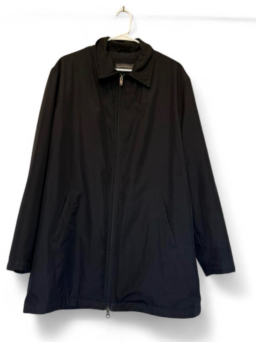 Men’s Banana Republic Black Men's Zip-Front Rain jacket size L